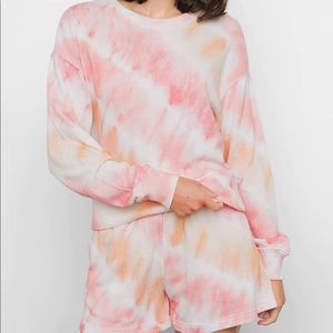 🌟M🌟 never worn! Ramona tie dye sweatshirt